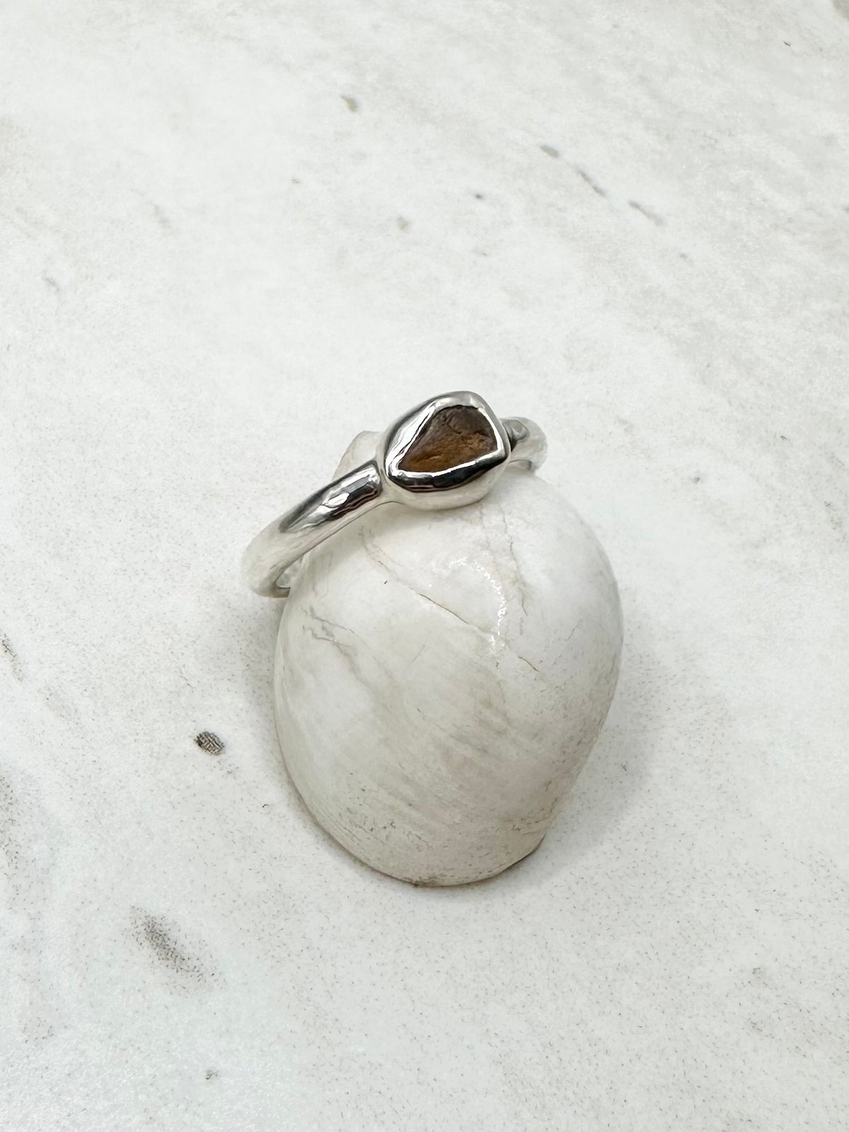 Amber Seaglass Ring Silver - P