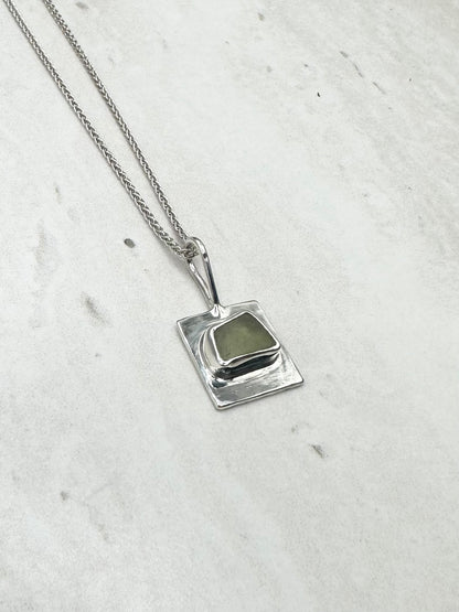 Green Wayfinder Pendant Silver