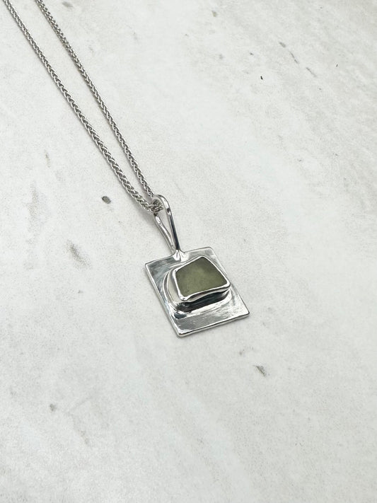 Green Wayfinder Pendant Silver