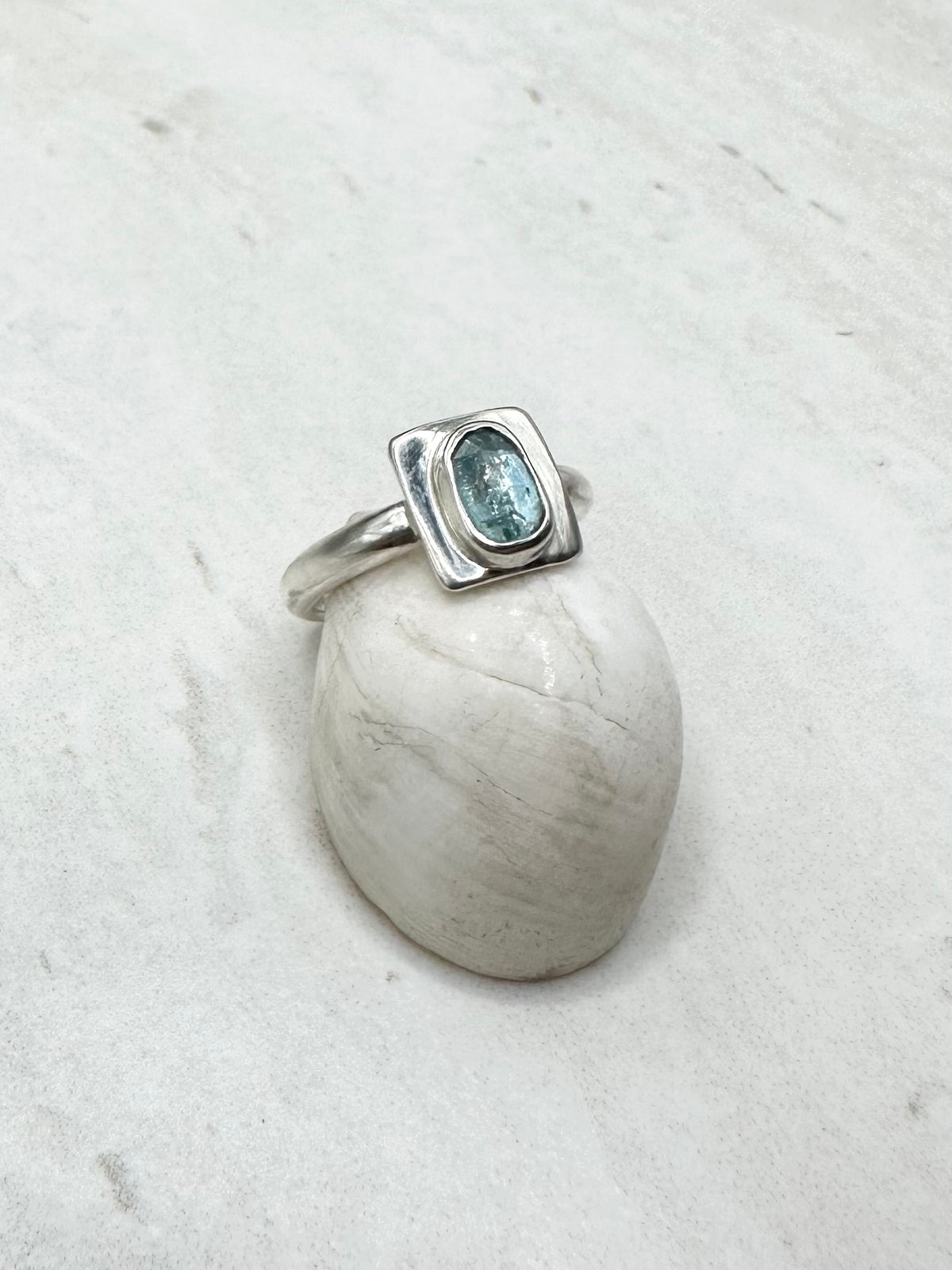 Square Kyanite Ring Silver - N