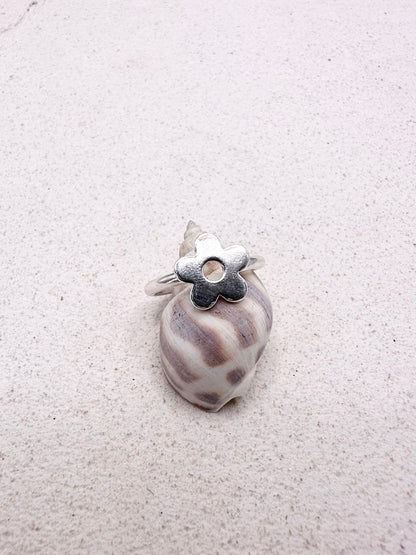 New Flower Ring Silver