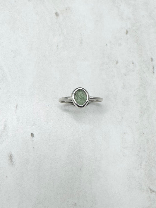 Green Seaglass Ring Silver - N