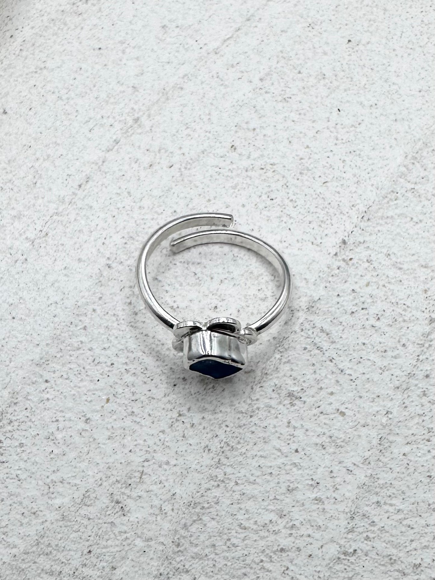 Flower Seaglass Ring in Blue