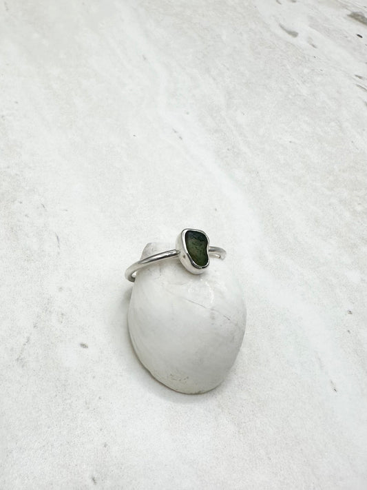 Green Seaglass Ring Silver - O
