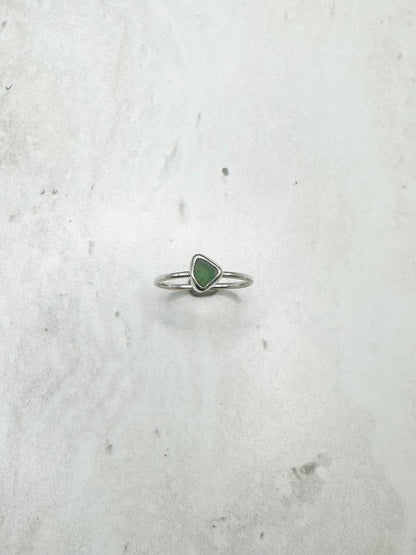 Green Seaglass Ring Silver - S