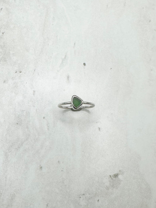 Green Seaglass Ring Silver - S