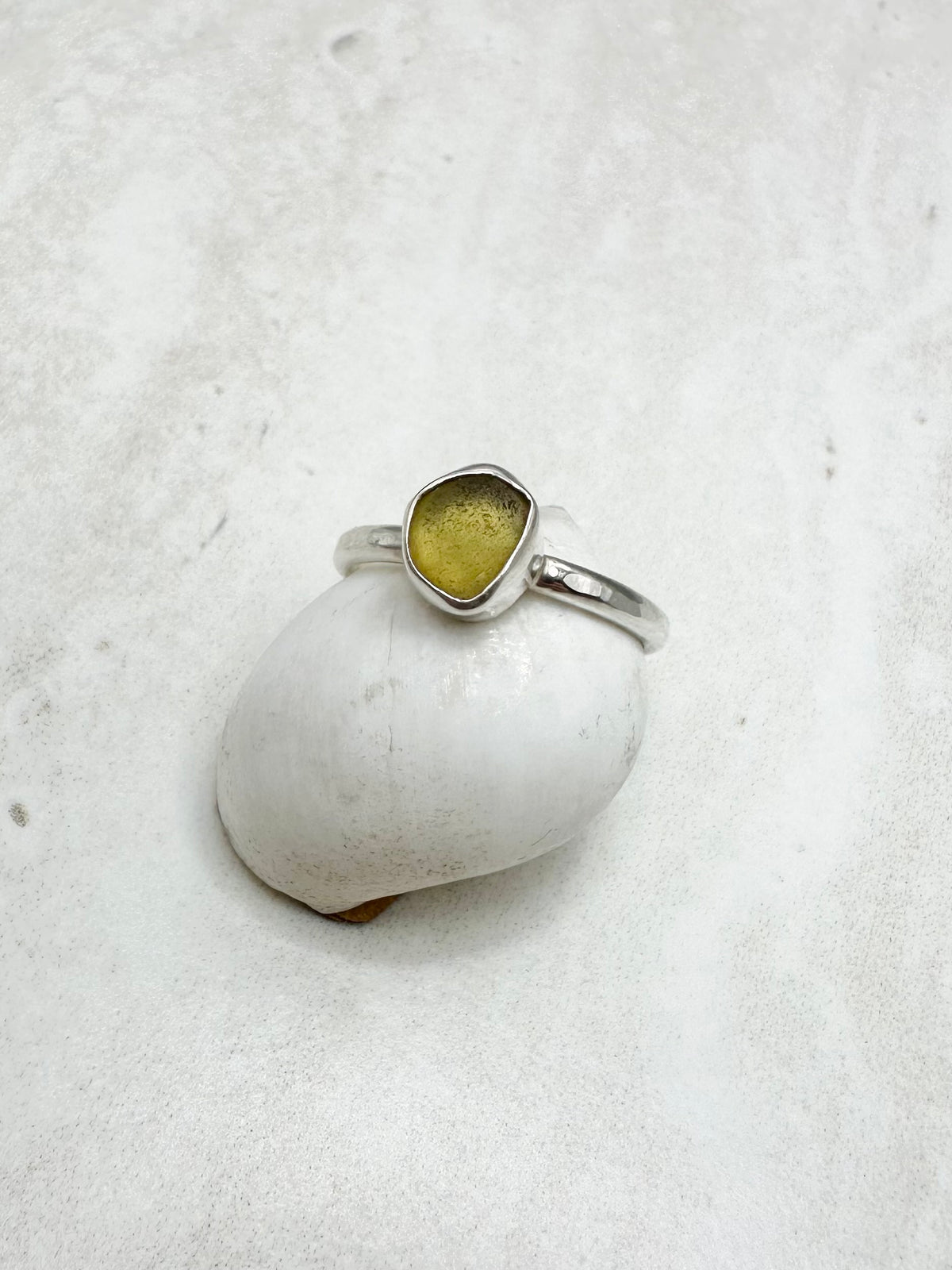 Yellow Seaglass Ring Silver - R