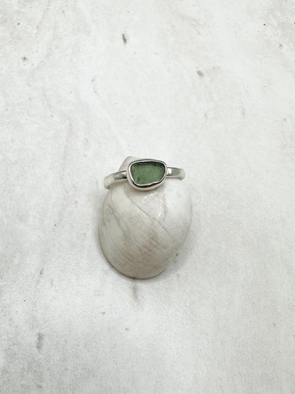 Green Seaglass Ring Silver - O
