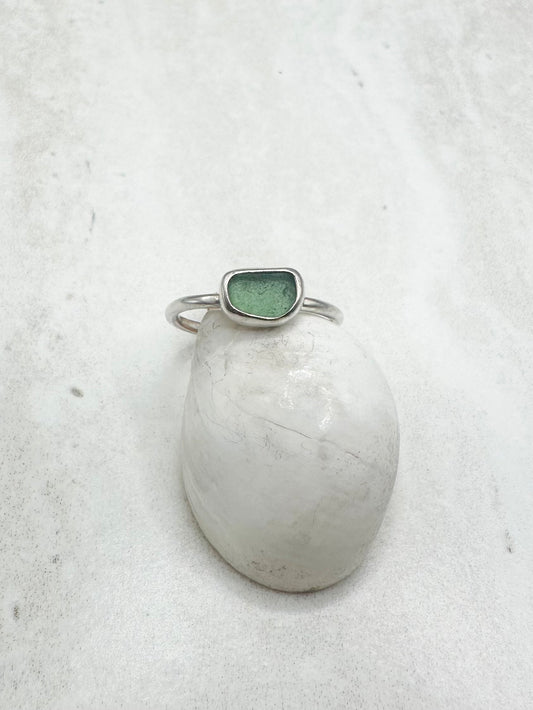 Green Seaglass Ring Silver - K
