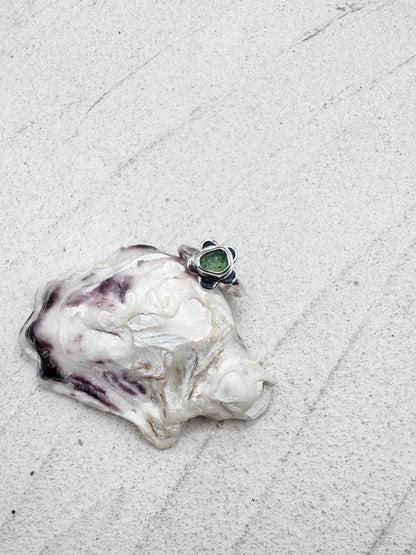 Green Seaglass Flower Ring Silver