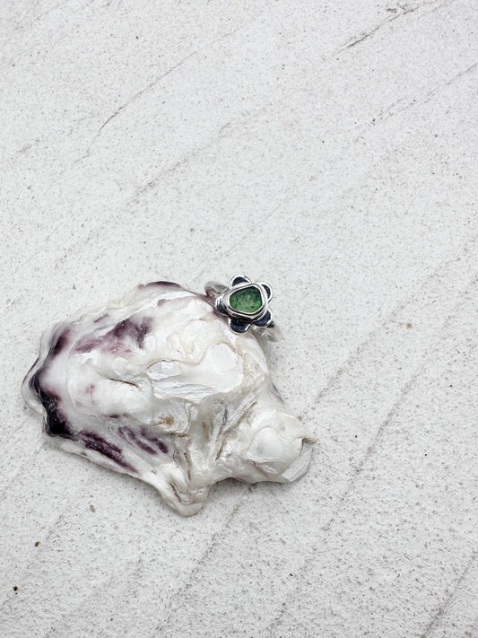 Green Seaglass Flower Ring Silver