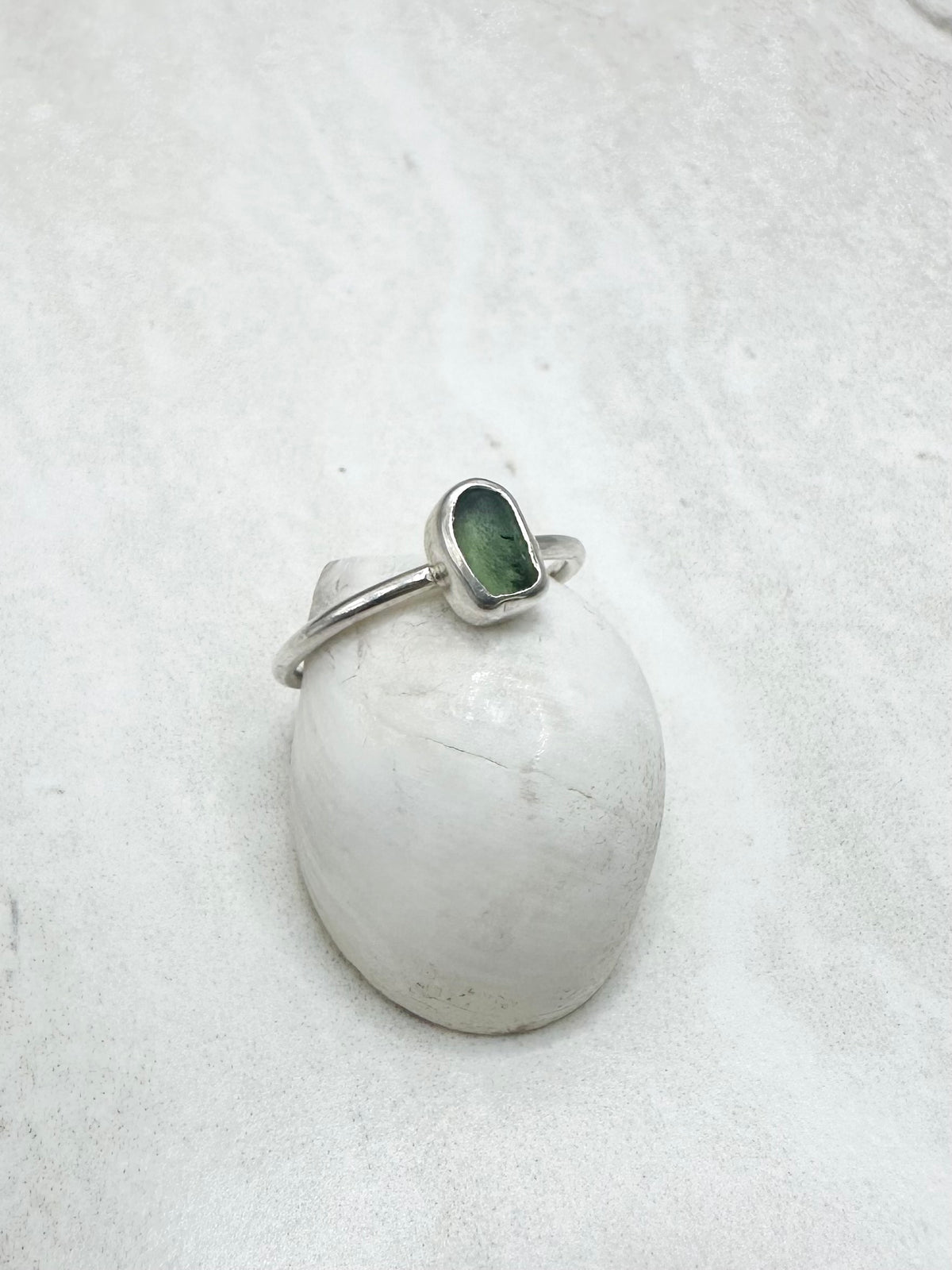 Green Seaglass Ring Silver - N.5