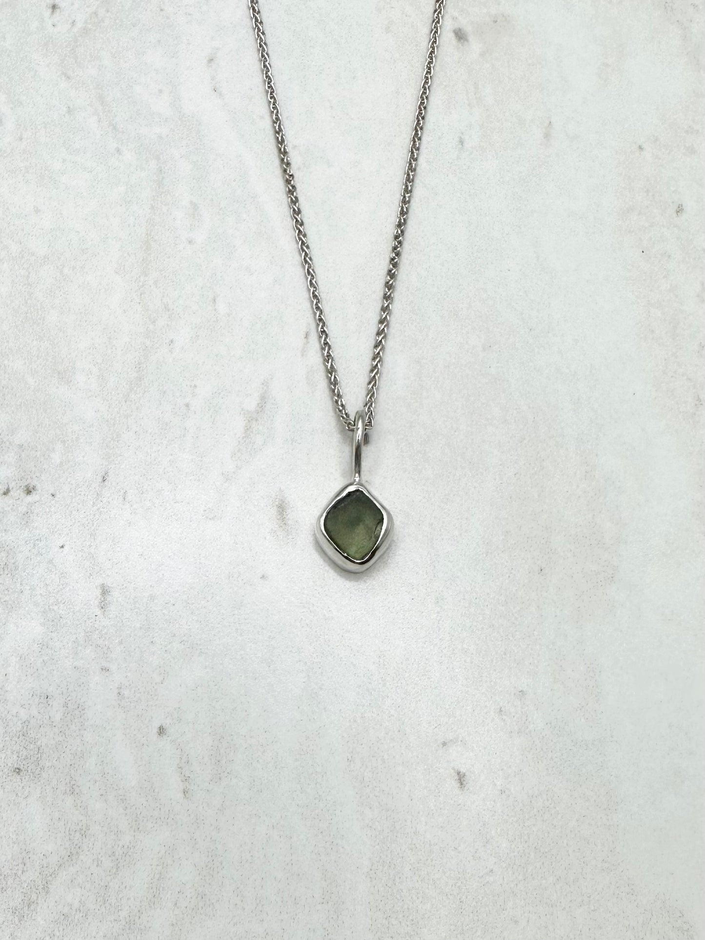Green Seaglass Pendant Silver