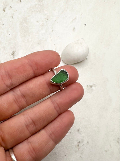 Green Seaglass Ring Silver - I.5