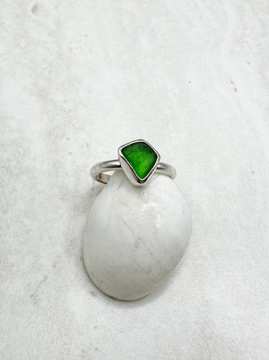 Green Seaglass Ring Silver - K
