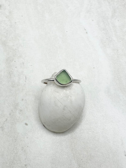 Light Green Seaglass Ring Silver - M