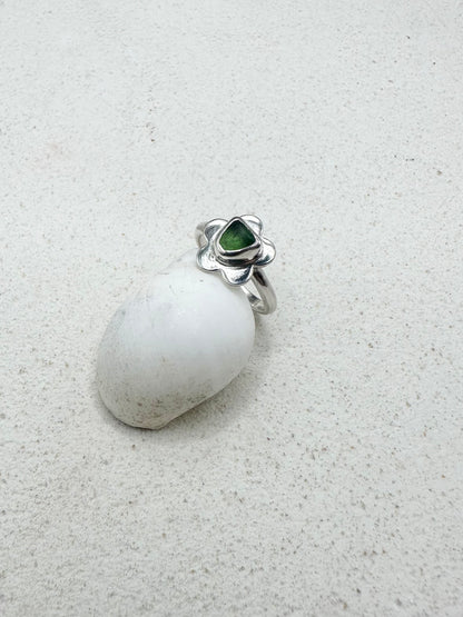 Green Seaglass Flower Ring Silver