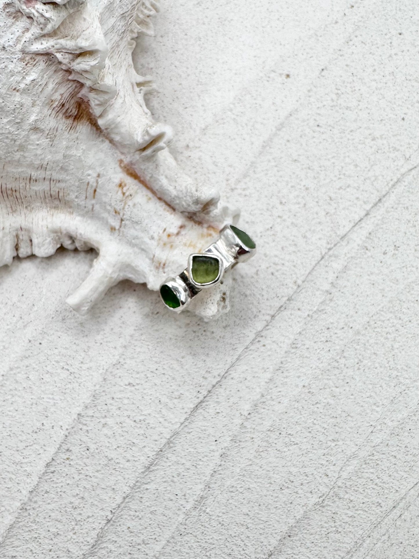 Silver Seaglass Ring in Green