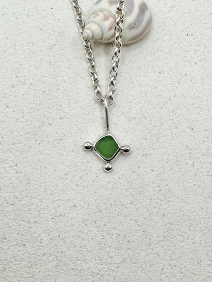 Green Sunburst Pendant Silver