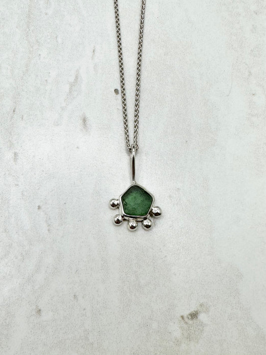 Green Sunburst Pendant Silver