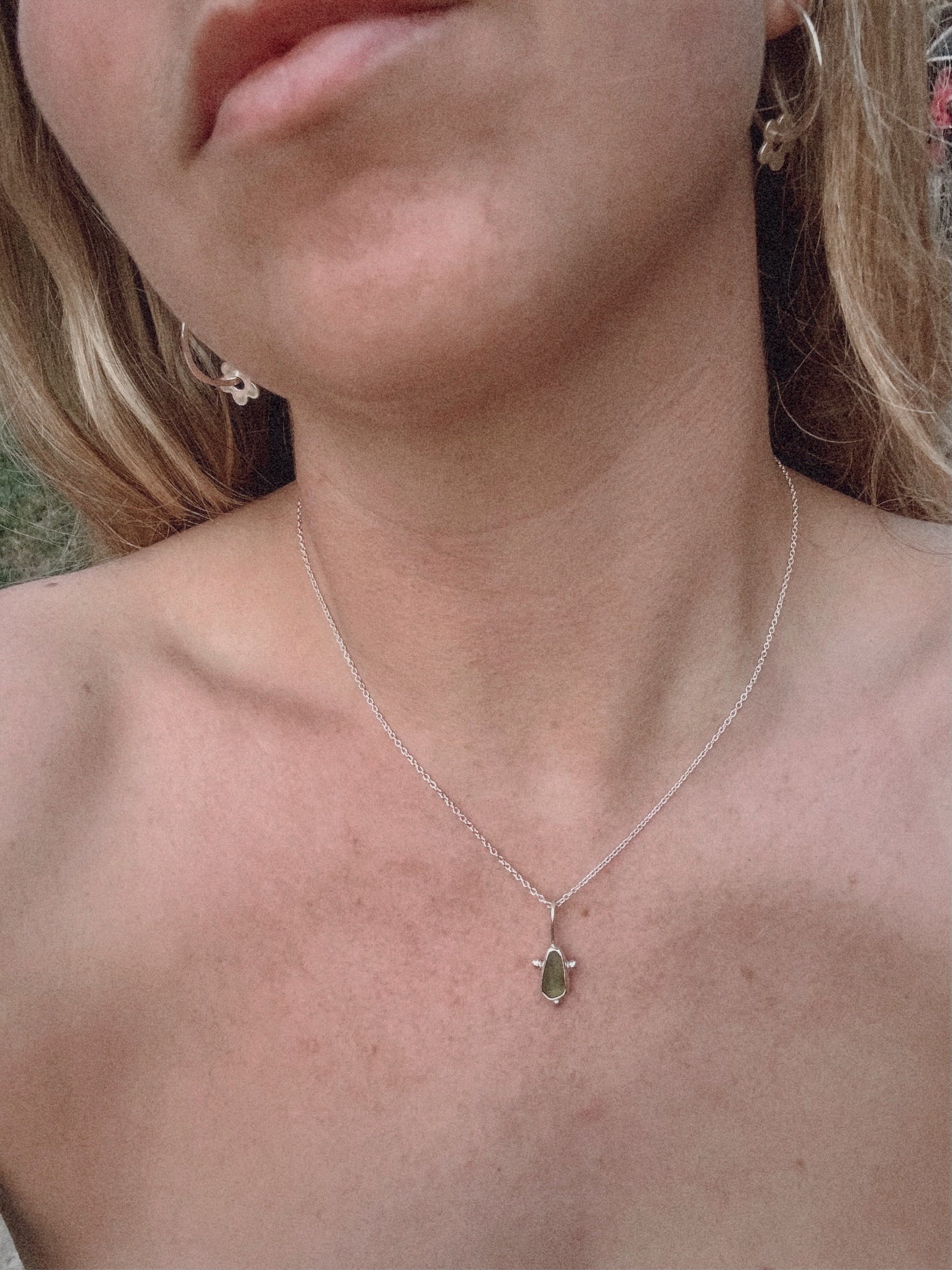 Sunburst Pendant in White