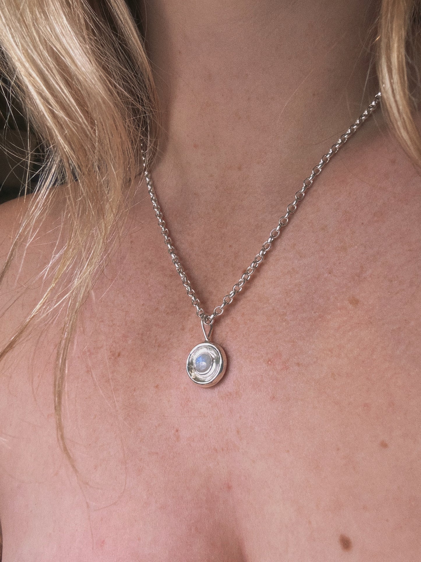 Moondance Pendant Silver & Moonstone