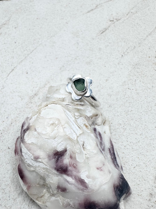 Green Seaglass Flower Ring Silver