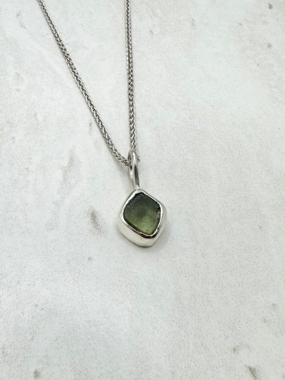 Green Seaglass Pendant Silver