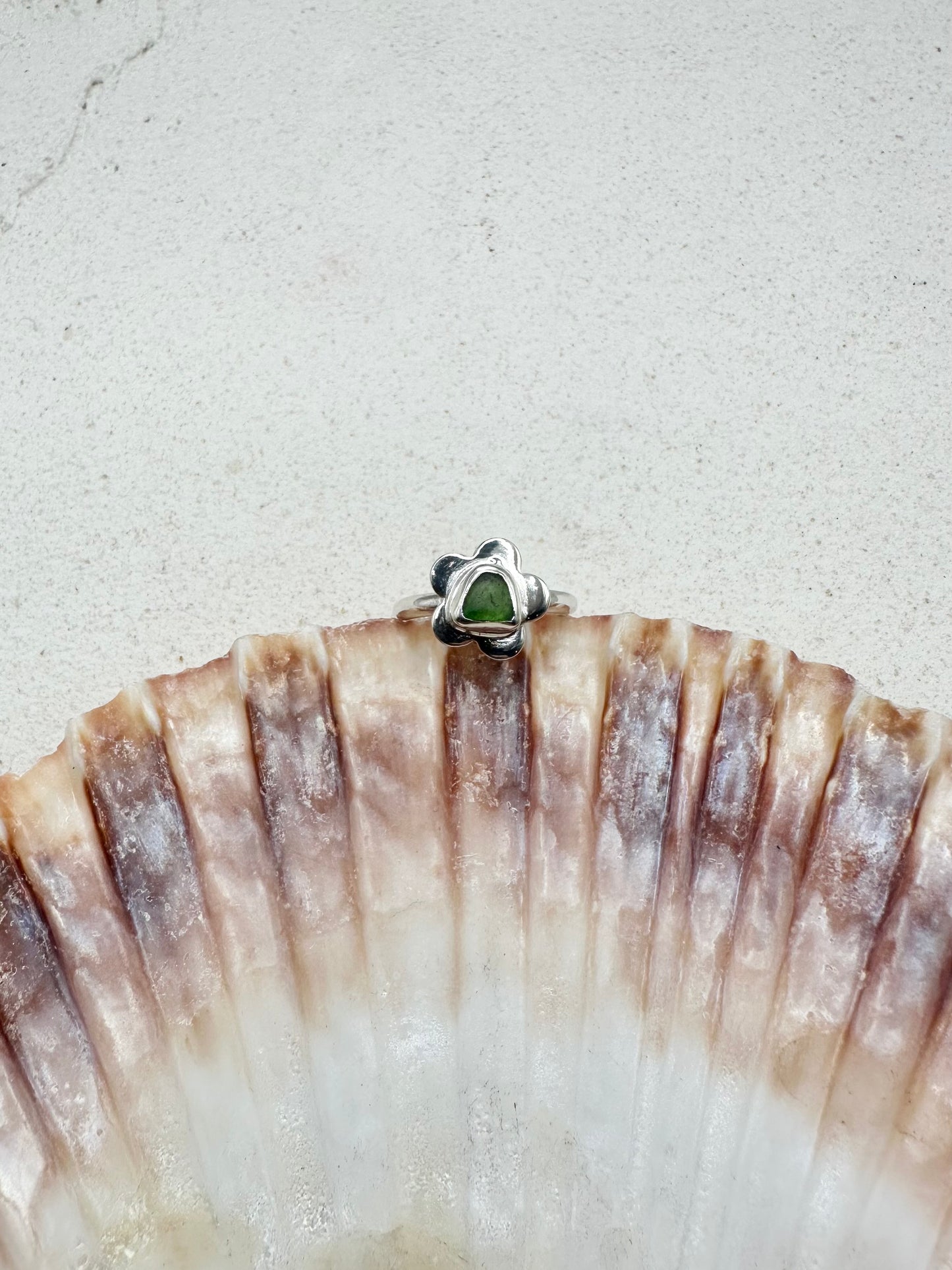 Green Seaglass Flower Ring Silver
