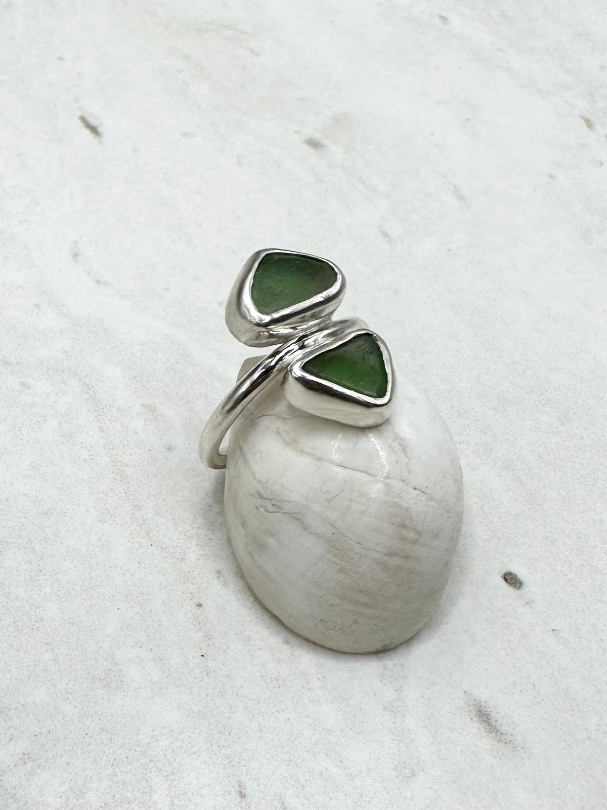 Green Seaglass Ring Silver - N