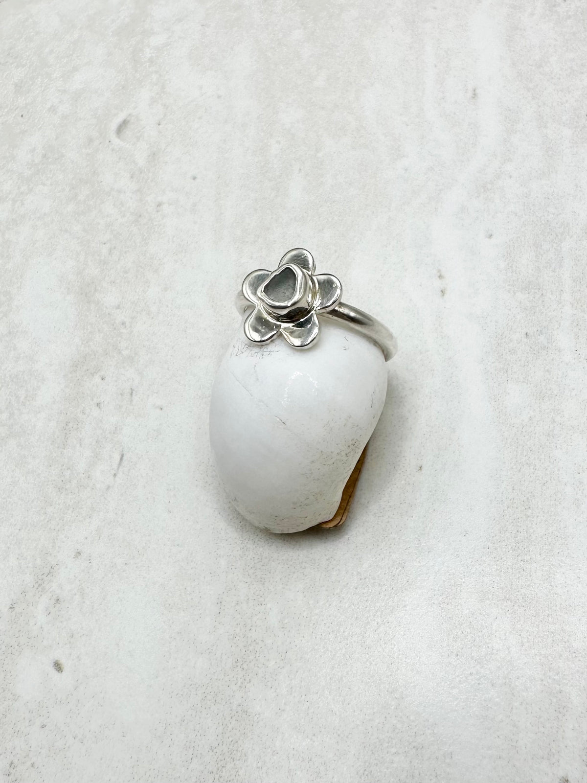 Light Blue Seaglass Flower Ring Silver - M