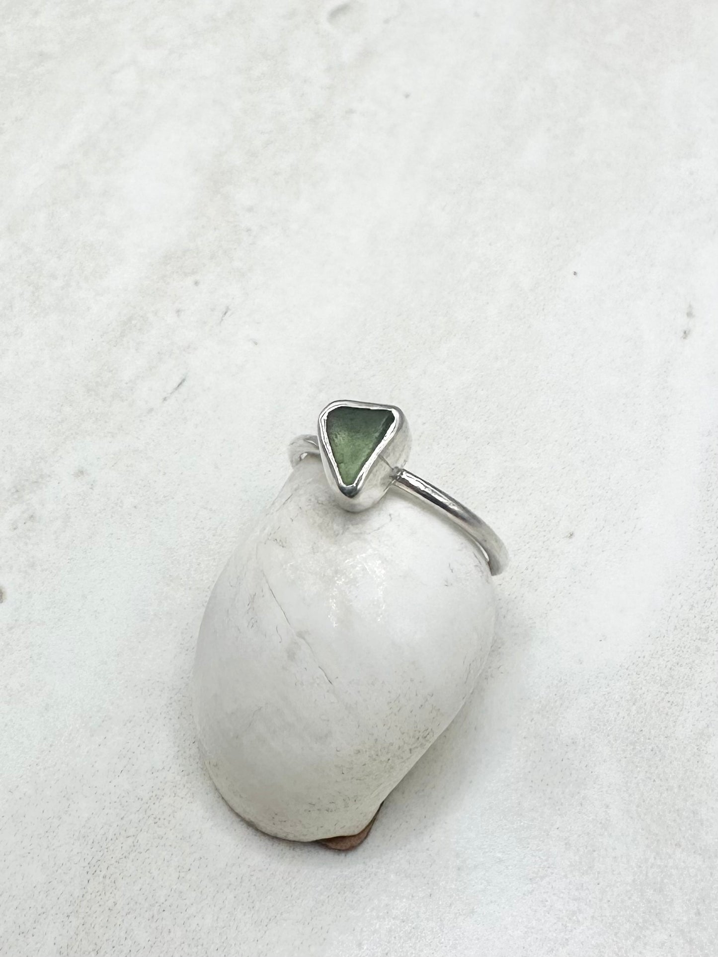 Green Seaglass Ring Silver - K