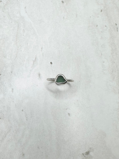Green Seaglass Ring Silver - N
