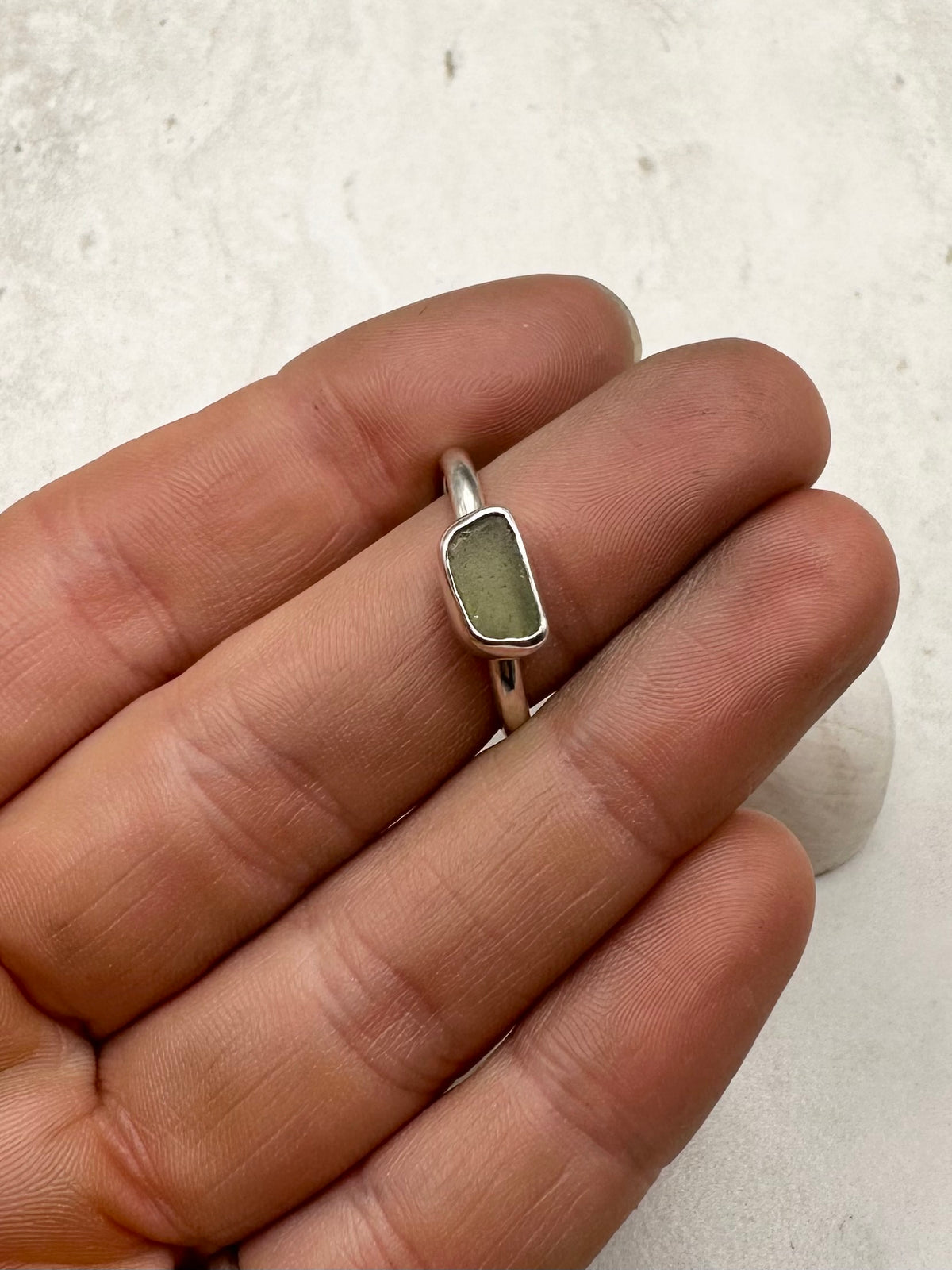 Green Seaglass Ring Silver - Q