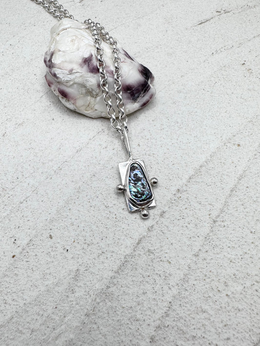 Abalone Wayfinder Pendant Silver