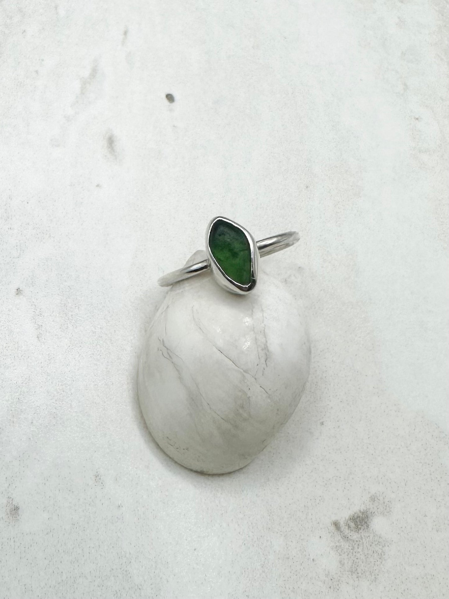 Green Seaglass Ring Silver - O