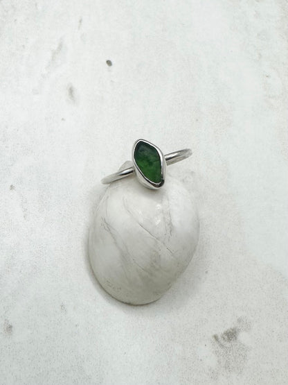Green Seaglass Ring Silver - O