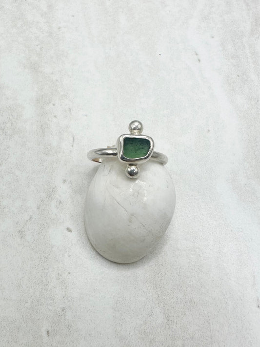 Green Seaglass Ring Silver - N