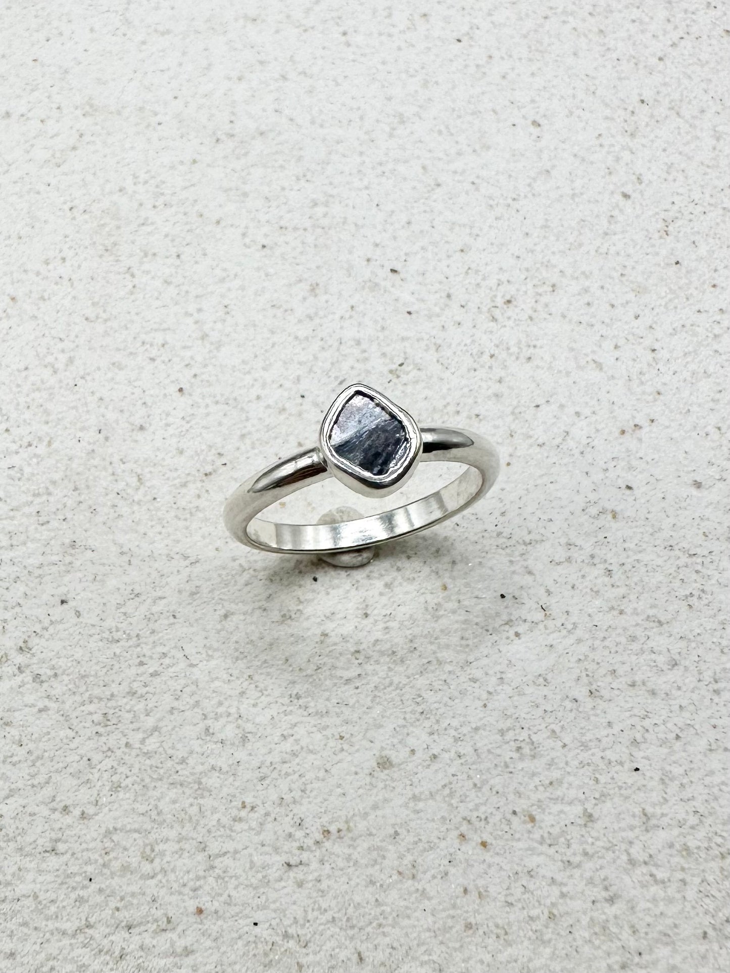 Mussel Shell Ring Silver