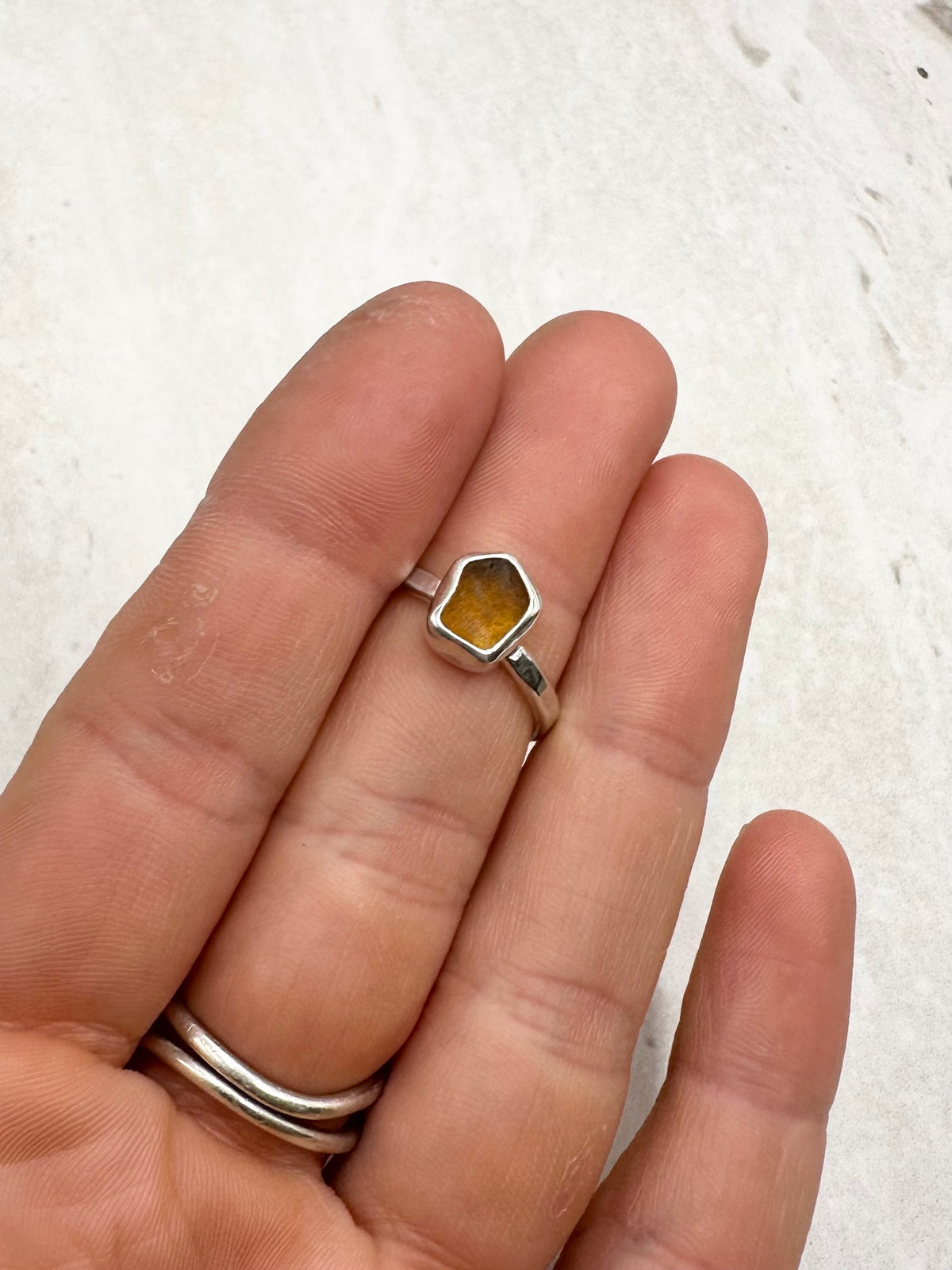 Amber Seaglass Ring Silver - N