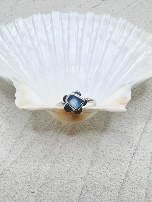 Flower Seaglass Ring in Blue