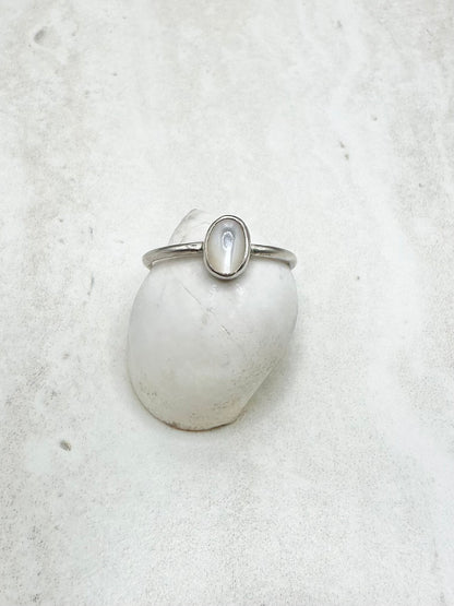 Mother of Pearl Ring Silver