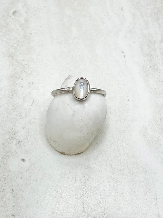 Mother of Pearl Ring Silver