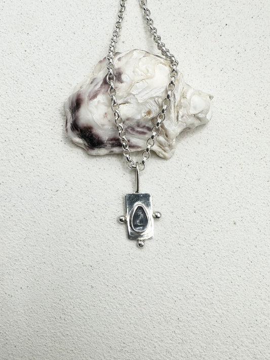 Mussel Wayfinder Pendant Silver