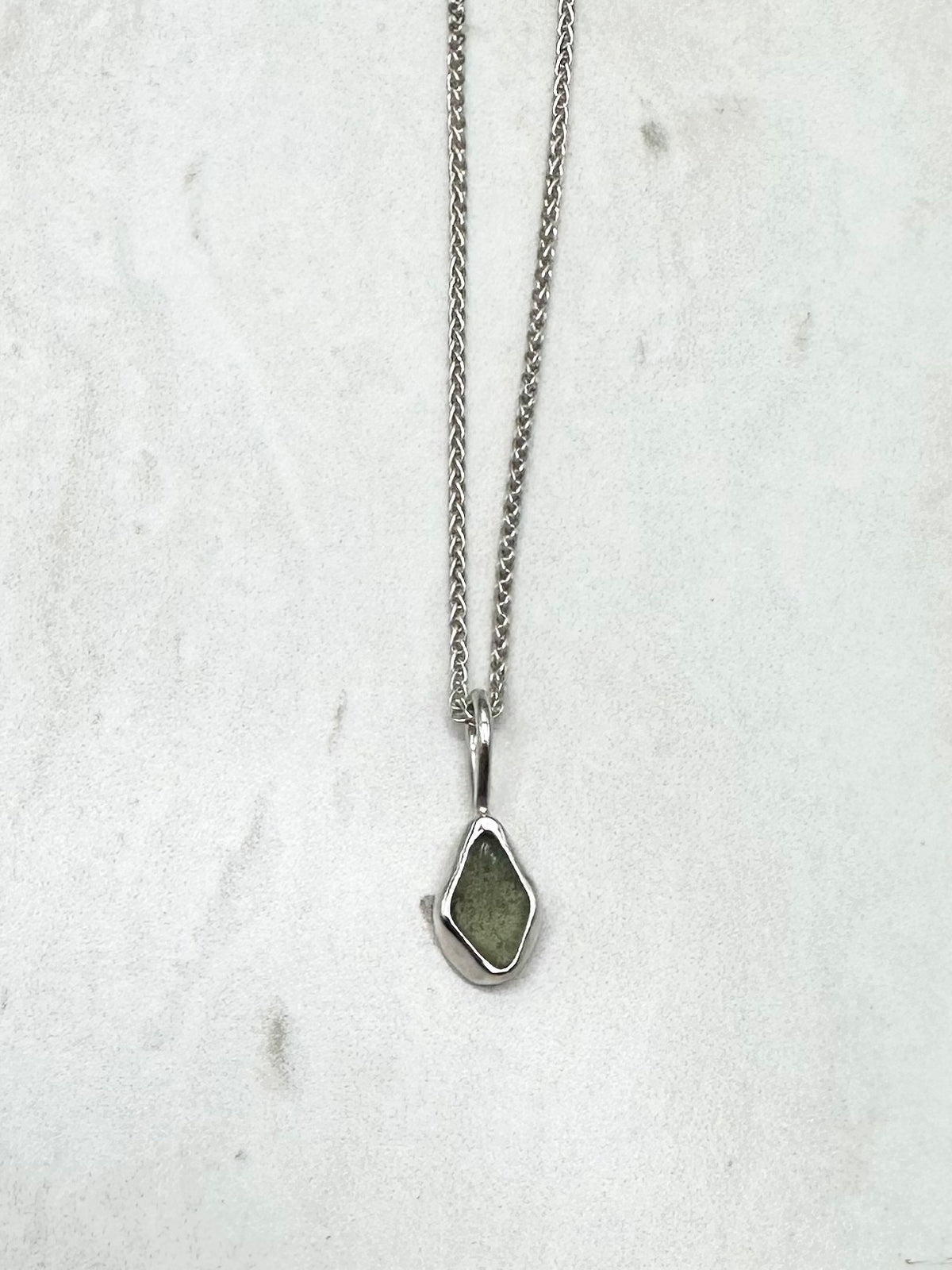 Green Seaglass Pendant Silver